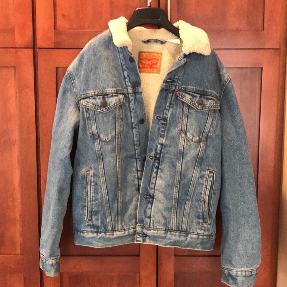Levi's Denim Sherpa Lined Trucker Jacket Medium